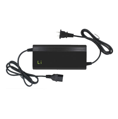 230Vac लिथियम आयन बैटरी चार्जर 29.2V 8S ली आयन स्मार्ट चार्जर LiFePO4